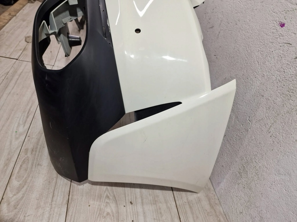 Ferrari 812 superfast задний  бампер бампер 89335300 в Украине