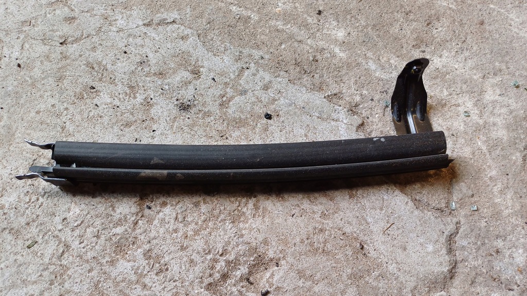 фото №1, Renault arkana напрямна скло права передня