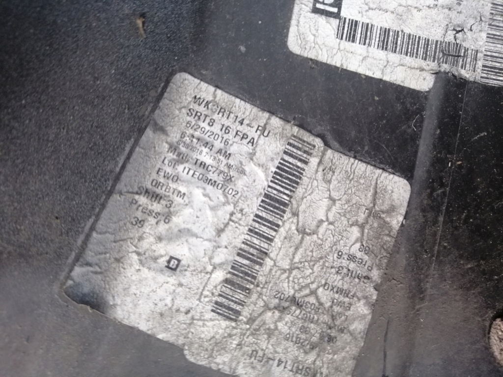 фото №14, Jeep grand cherokee wk2 srt бампер перед