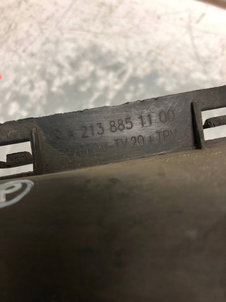 Повітрозабірник повітропровід повітря mercedes w213 a2138851100 Зі Шроту