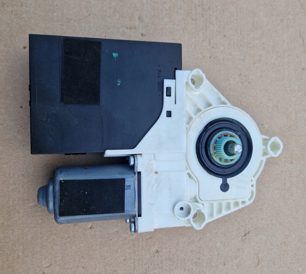 фото №5, Volvo c70 ii моторчик стекло левый перед cabrio kabriolet 30773298 brose rhd