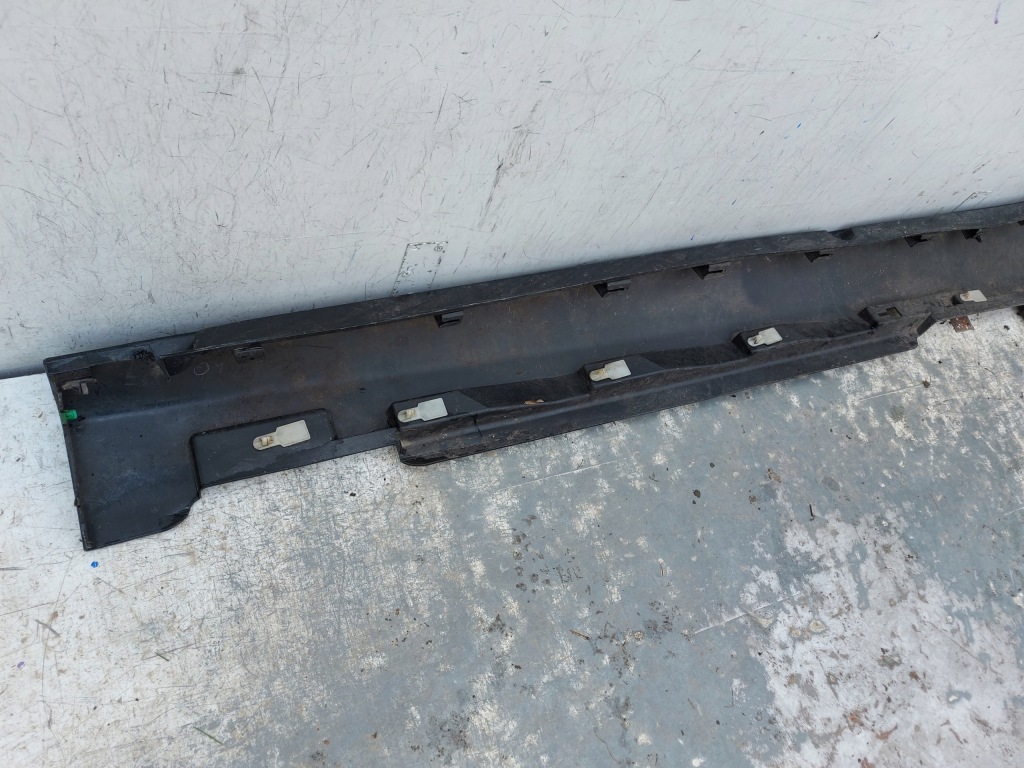 Volvo v40 2 ii 12- порог молдинг порог правый Цена