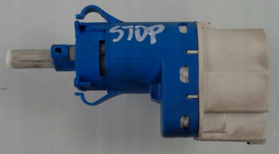 фото №1, Ford mondeo mk4 10 r датчик педали стоп-сигнал