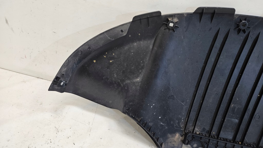 Плита накладка двигателя tesla model y 1760713-00-b Киев