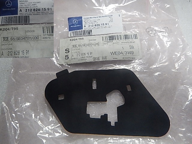 фото №1, Mercedes e klasa w212 прокладка лампы задний задняя