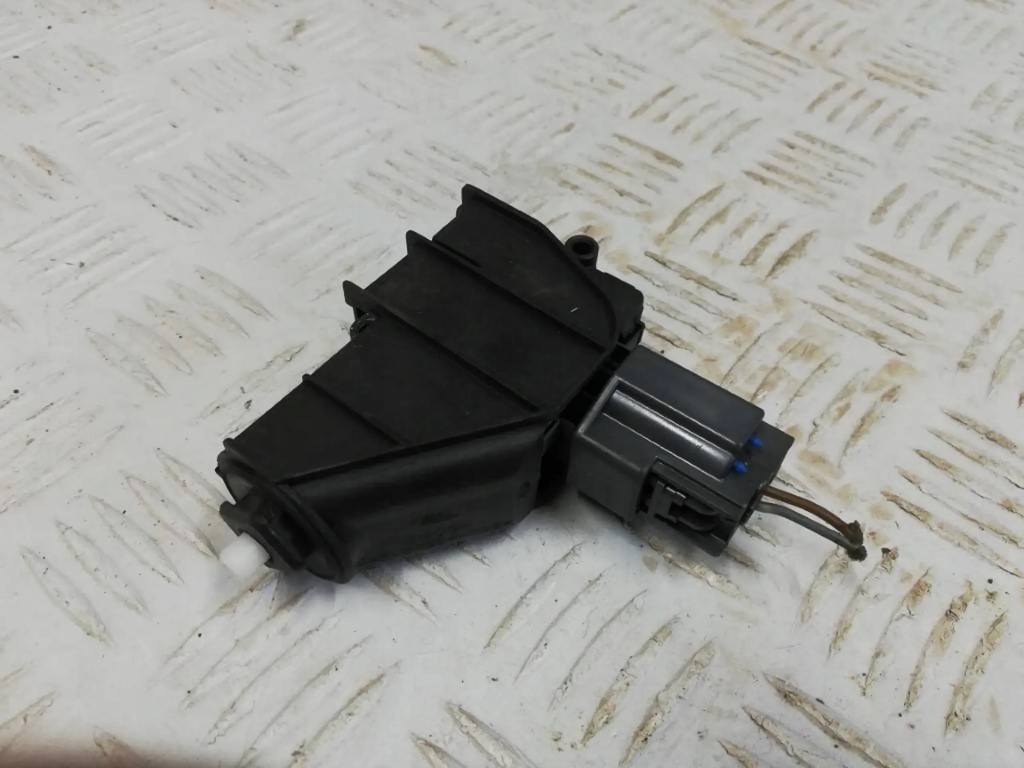 фото №1, Ford ecosport привод крышки заливной 6m21-220a20-ad