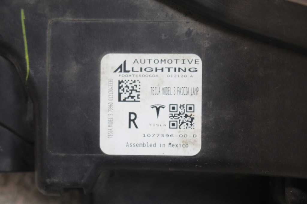 Led drl tesla 3 3 1077396-00-d Доставка