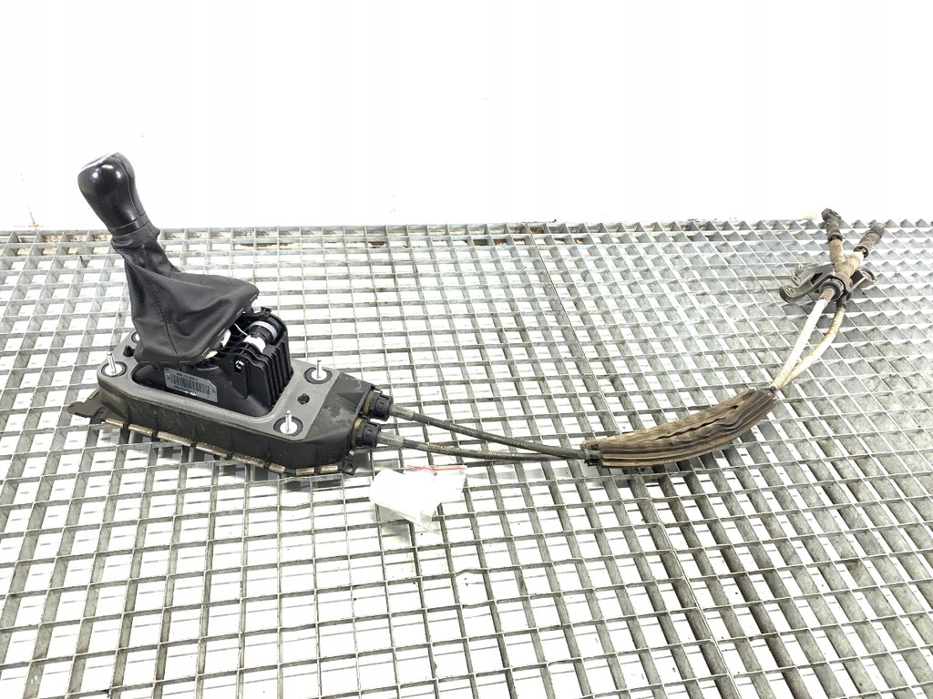 фото №1, Рычаг переключения передач skoda rapid 6ra711049e 1.6 115km ручка