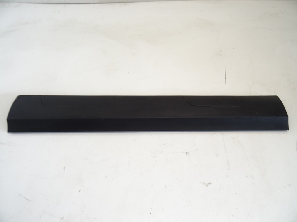 фото №1, Audi q3 молдинг двері лівий перед 8u0853959