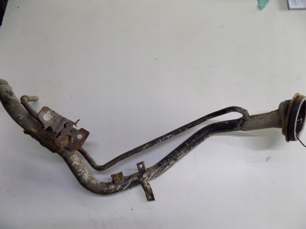 фото №1, Nissan x-trail t30 2.5 труба заливной топлива