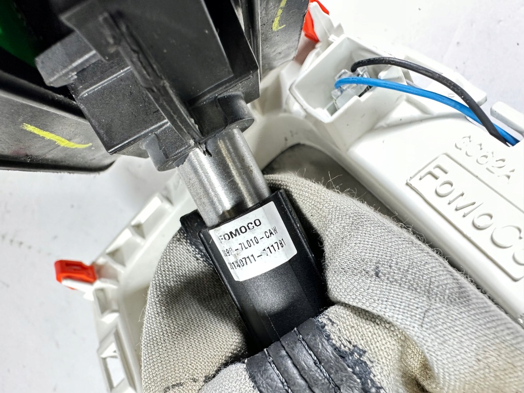 фото №6, Mondeo mk5 домкрат выборщик чехол передач автоматическая коробка передач dg9p-7l010-caw