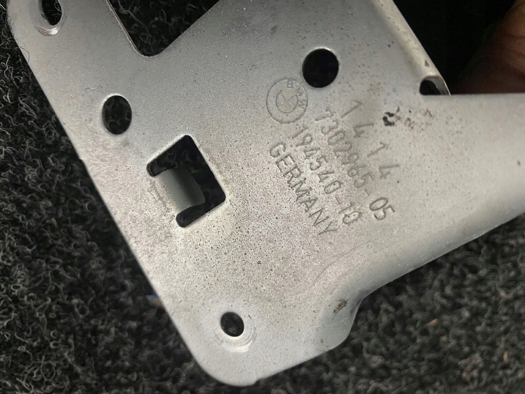 фото №6, Bmw seria 4 f32 f33 f36 кронштейн задняя шторка сиденье поперечина правое левая