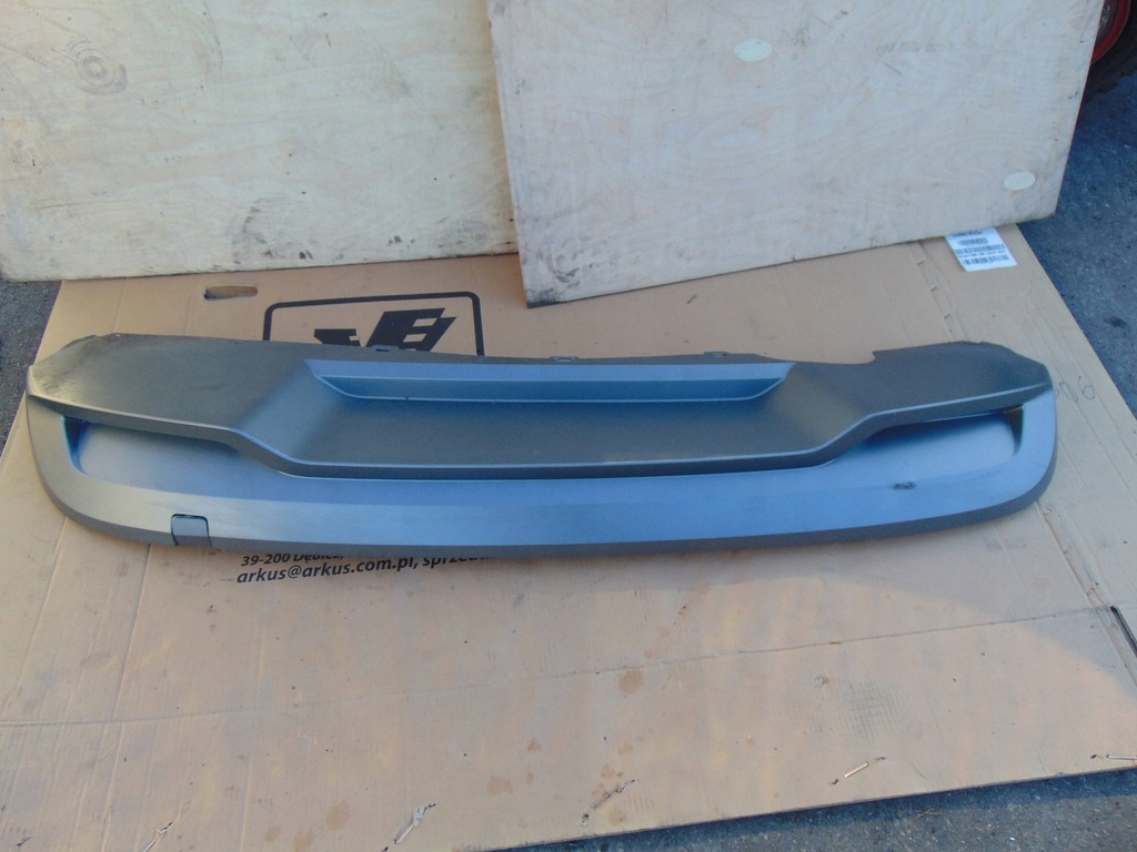 фото №1, Накладка спойлер бампера задня skoda kamiq