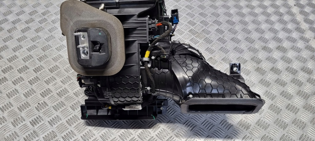 фото №10, Fiat оригінальний номер 00521835530 500 500e електрик обігрівач i 2021