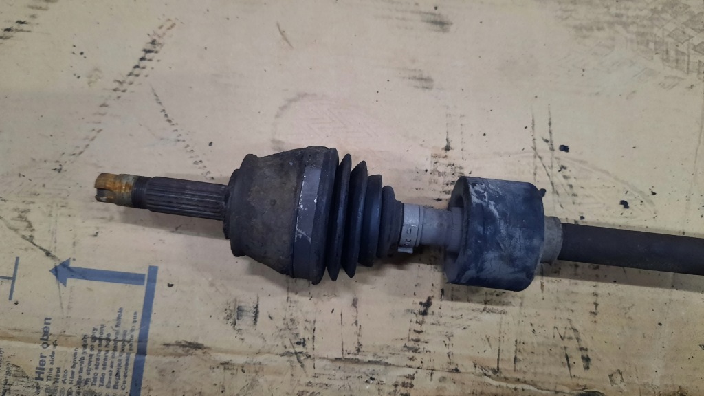 фото №2, Приводной вал правая fiat albea 1.2b 02r