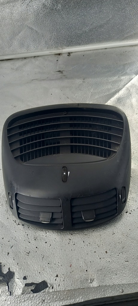 фото №1, Решітка обдув середня alfa romeo 147 02r hb