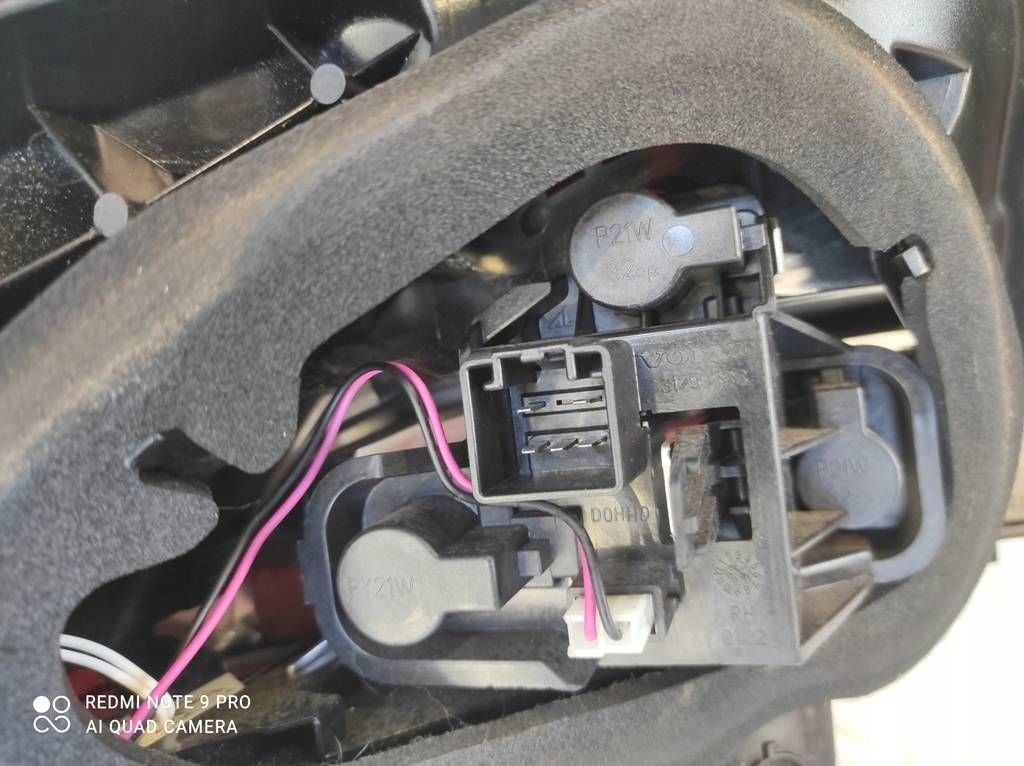 фото №15, Volvo v40 ii 2012-2019 лампы задние лампа задняя левая правая 31395844 31395845