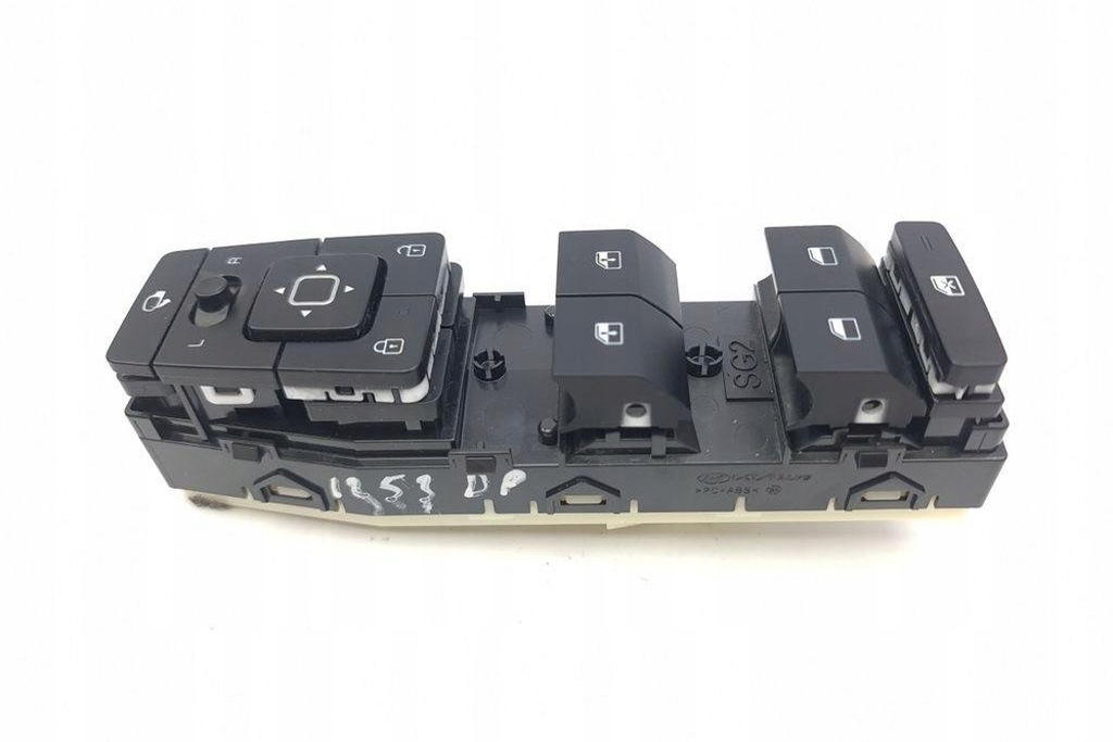 фото №10, Кнопка керування вікон задніх правих двері kia niro 93571at850 electric