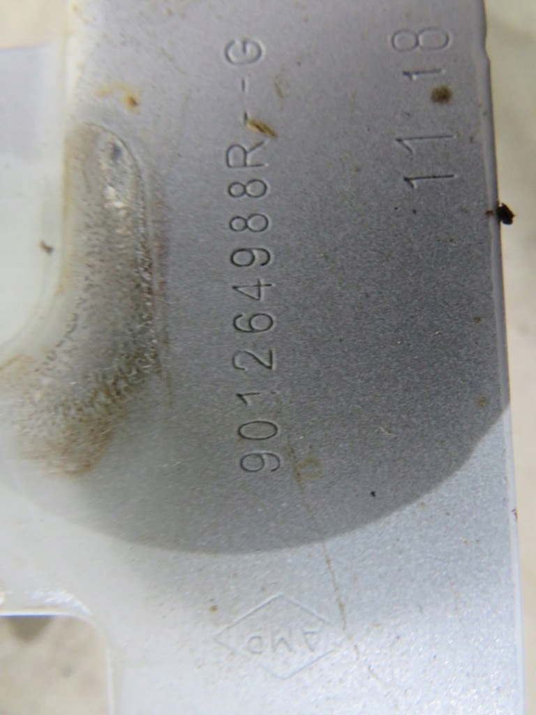 фото №3, Кронштейн кронштейн правое renault zoe 901264988r