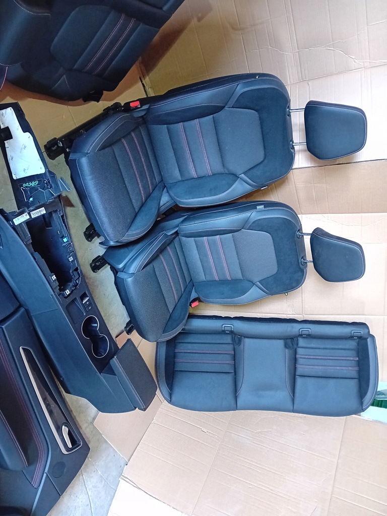 фото №10, Renault arkana rs комплект сидінь обшивки