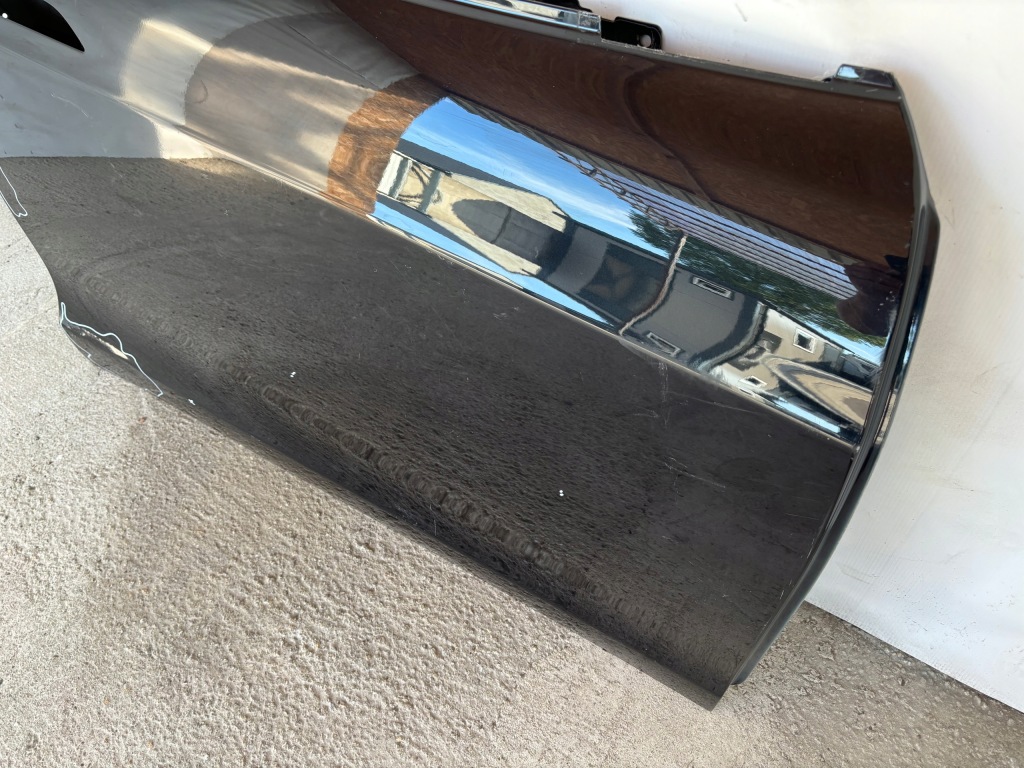 Tesla s 2012-2016r двері праве передні poznań ==giełda== Доставка