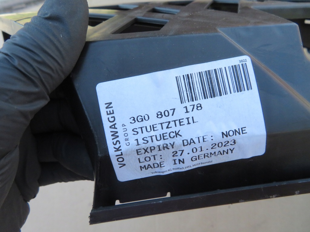 фото №6, Vw passat b8 r-line направляющая бампера правый перед