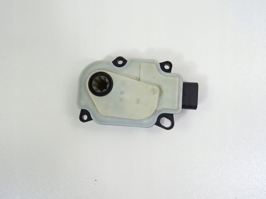 фото №6, 95b965501aa моторчик привод жалюзи воздуха skoda octavia 4 iv kombi