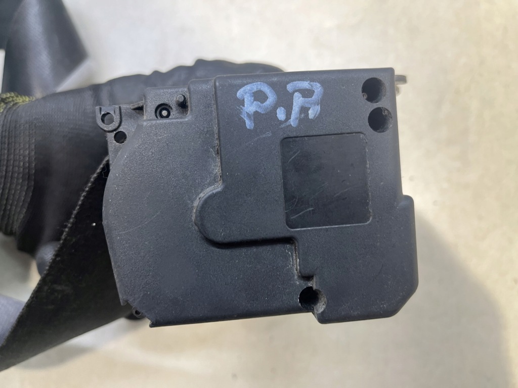 Ремень безопасности правый  перед citroen c3 1.4 hdi 96561842xx с Разборки