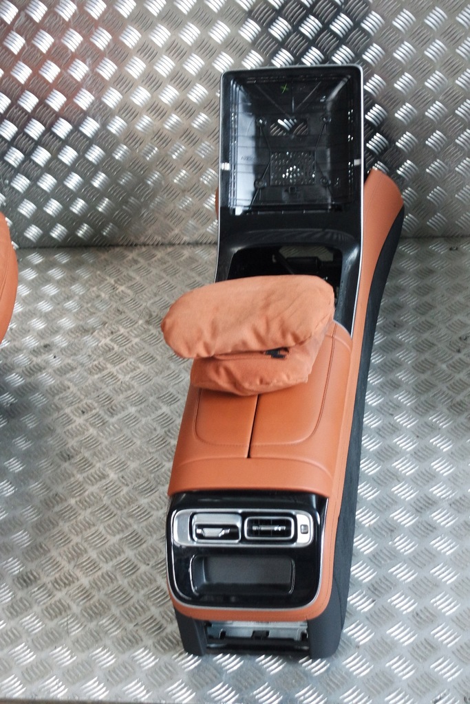 фото №5, Сиденья кожа nappa заднее сиденье обшивки mercedes w223 5os s f260