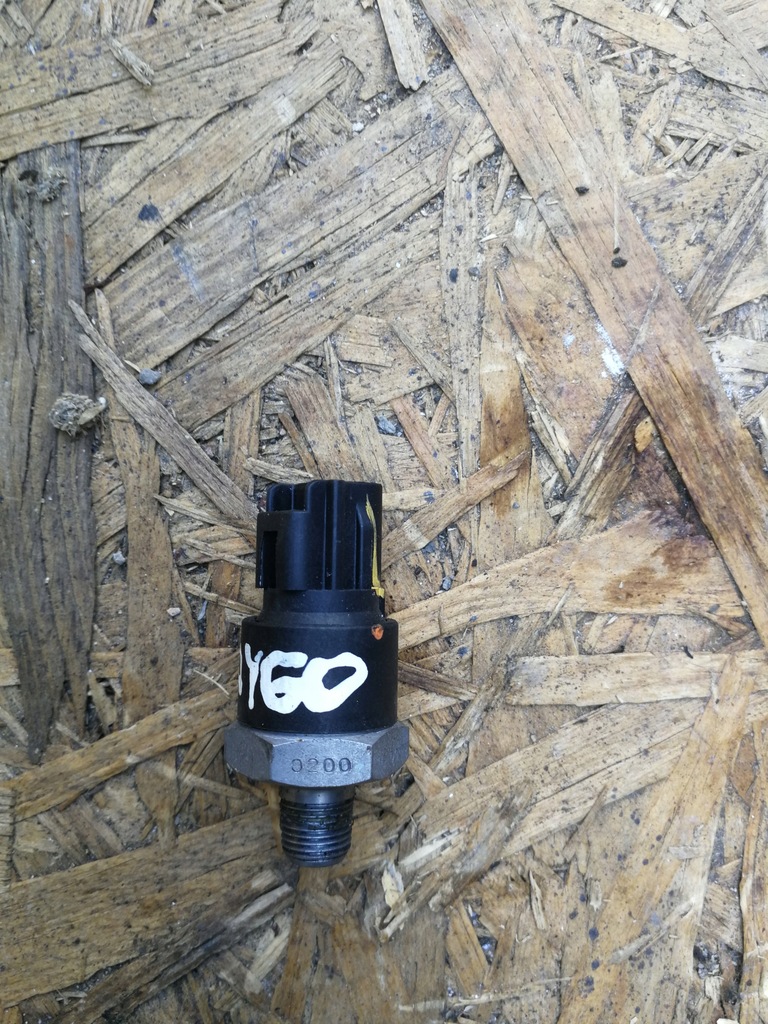 фото №1, Датчик температуры двигателя toyota aygo ii 1.0b