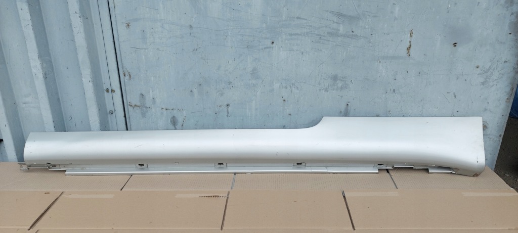 фото №1, Audi a4 b6 cabrio молдинг порог левая 8h0853859