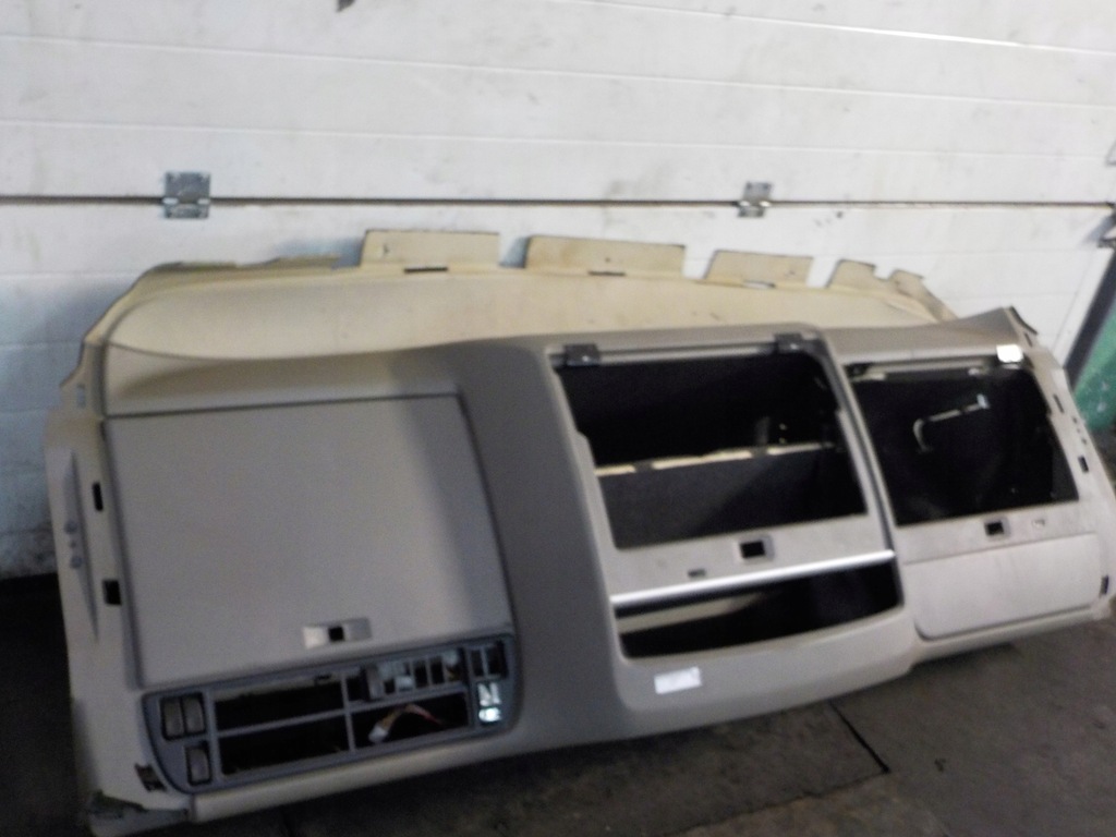 фото №1, Daf xf 105 консоль верхний бардачки