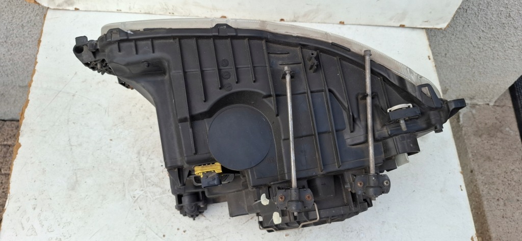 Mercedes actros mp4 2011- фара правая  перед a9608201939 европа Киев