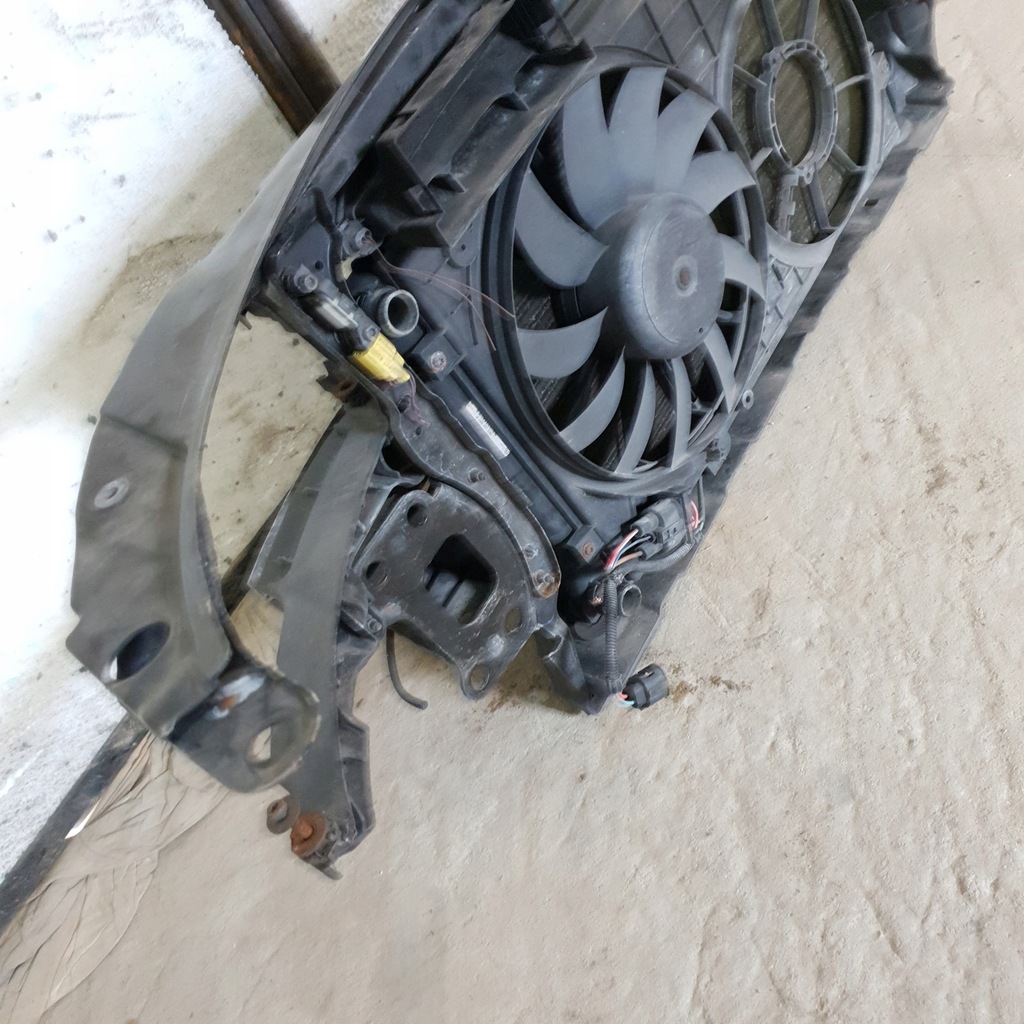 фото №8, Pas передний комплект audi a3 8p 1,6 fsi