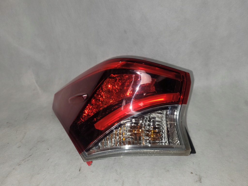 фото №7, Toyota auris ii lift лампа задня задня права lub ліва