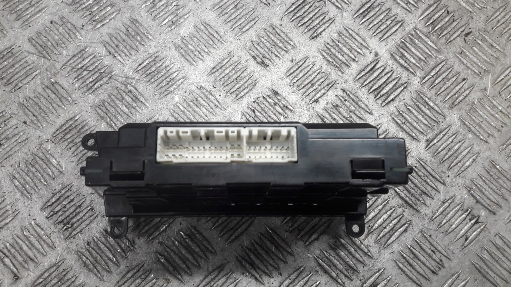 фото №3, Kia magentis панель кондиціонера