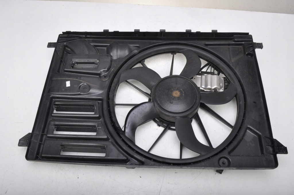 Volvo v40 2 d2 d3 d4 вентилятор радиатора 31319166 Недорого