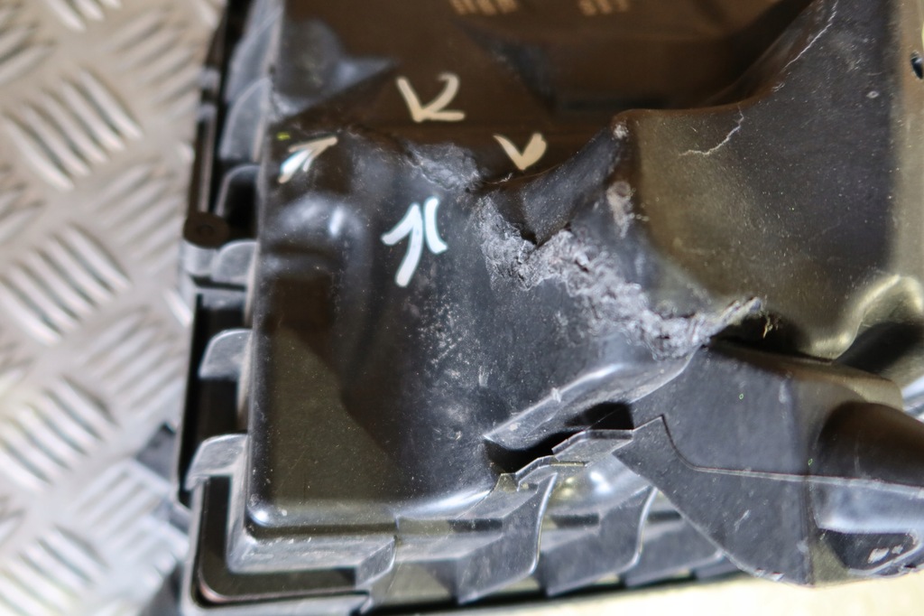 фото №10, Корпус фильтра воздуха mini bmw f54 8513916