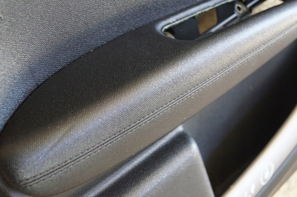 фото №2, Обшивка двері mini countryman лівий перед uk