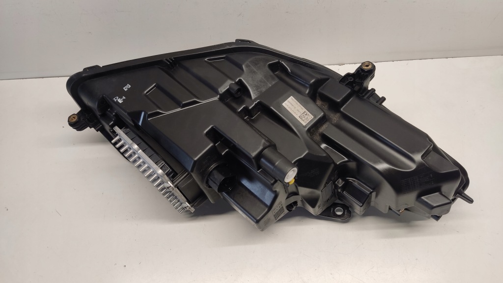 Купить Jaguar e-pace x540 full led левый фара левая j9c3