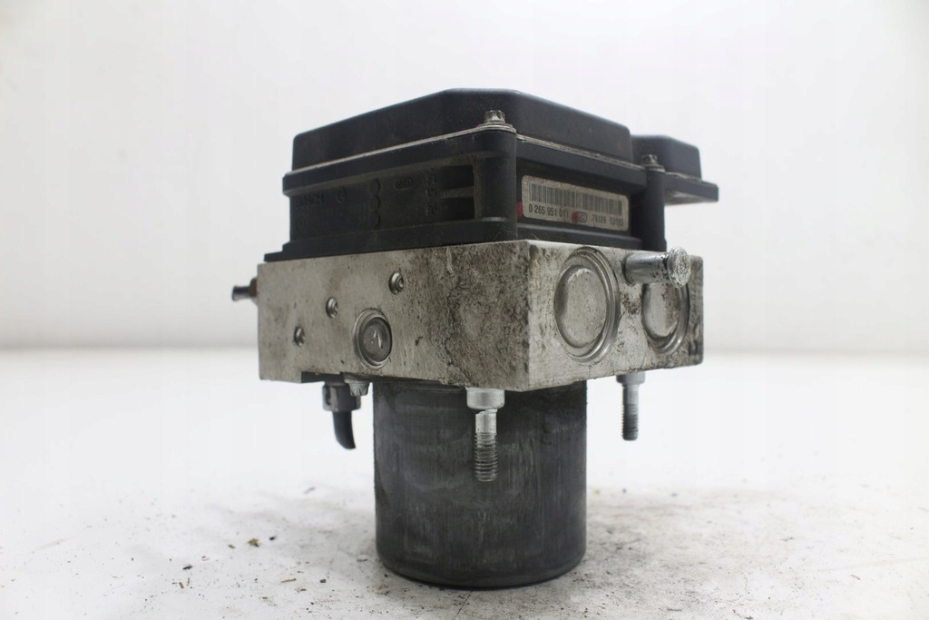 фото №5, Насос abs 0265951011 jeep cherokee kk