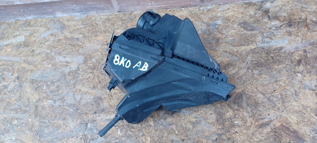 фото №5, Корпус фільтра повітря audi a4 8k0133837ab