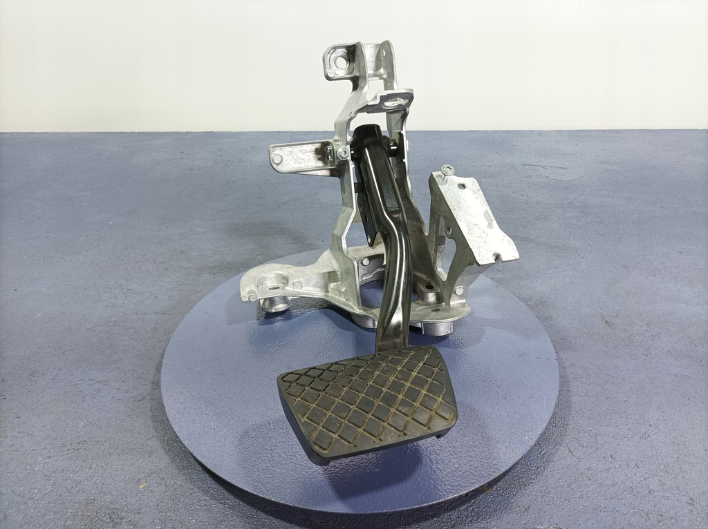 фото №1, Audi q7 ii 4m основа педаль гальма 4m1723117b