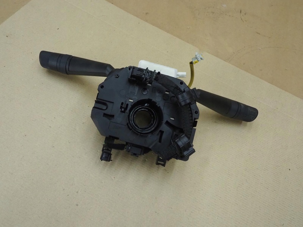 фото №12, Переключатель комбинированный подрулевой переключатель 7355213130 fiat grande punto evo 3d 09-12