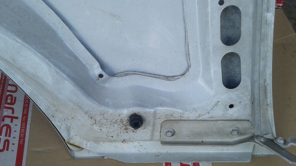 фото №13, Капот крышка двигателя mercedes vaneo w414 9147