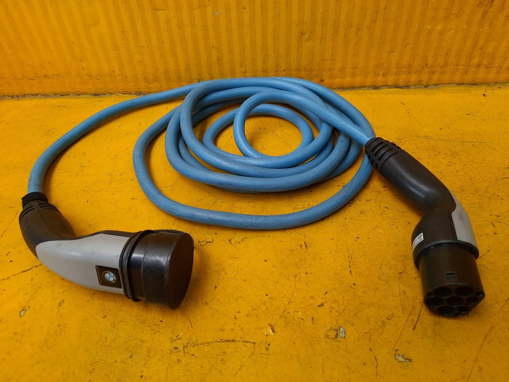 фото №1, Bmw i3 кабель шланг зарядки lc2 ku323
