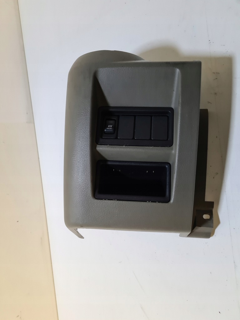 фото №1, Cabstar maxity 07- захист консолі heat бардачок