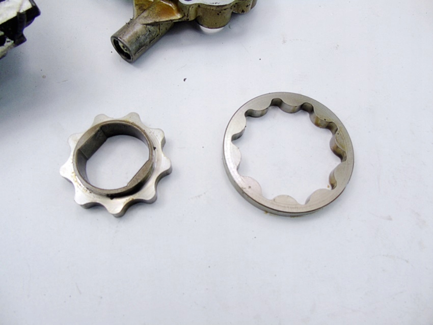 фото №11, Насос оливи корпус 1.3 b 16v swift 3 jimny ignis 2 liana wagon r justy 3