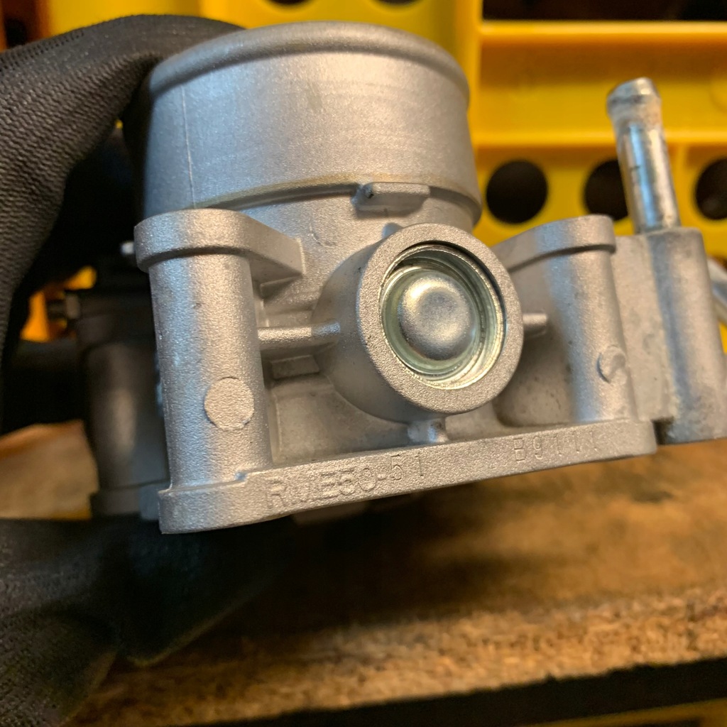 фото №5, Renault captur ii clio v arkana 1.6 e-tech гибрид дроссельная заслонка rme50-51