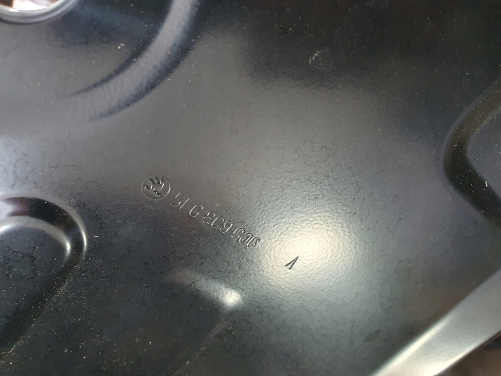 фото №8, Skoda enyaq 5lg 20- блок двигателя обшивка порог правый передний перед 5lg809606